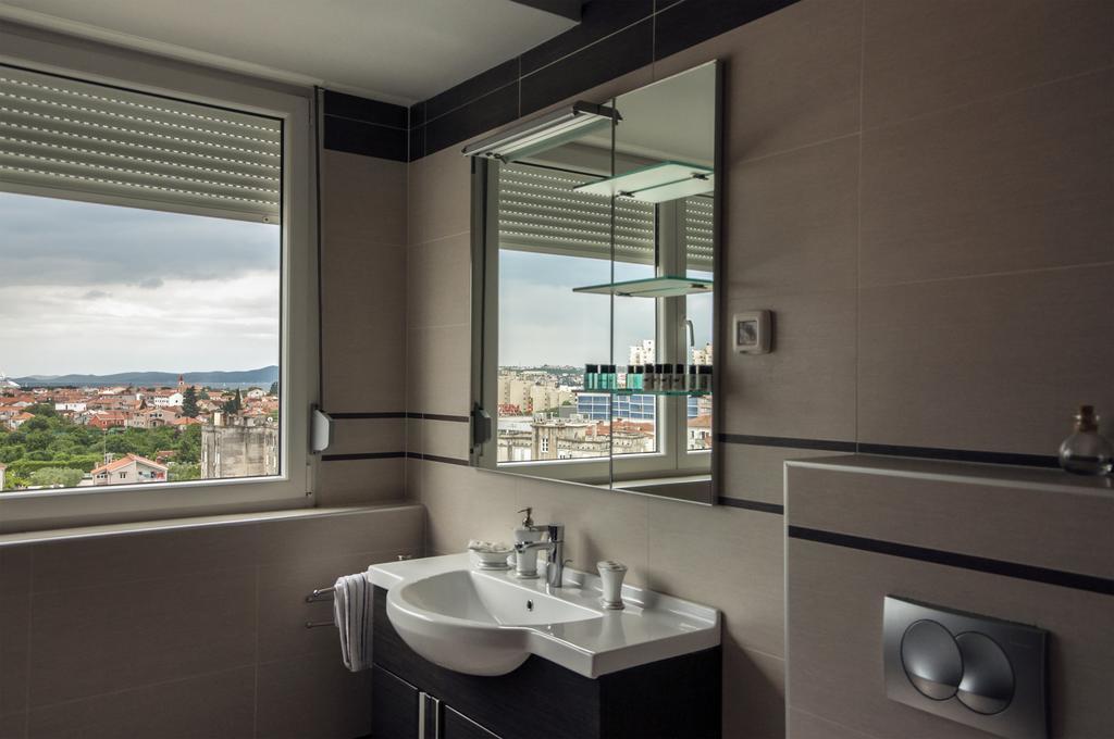 Sunset Penthouse Apartment With Jacuzzi And Seaview Zára Kültér fotó