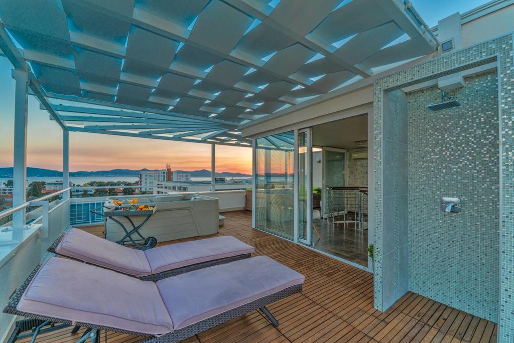 Sunset Penthouse Apartment With Jacuzzi And Seaview Zára Kültér fotó