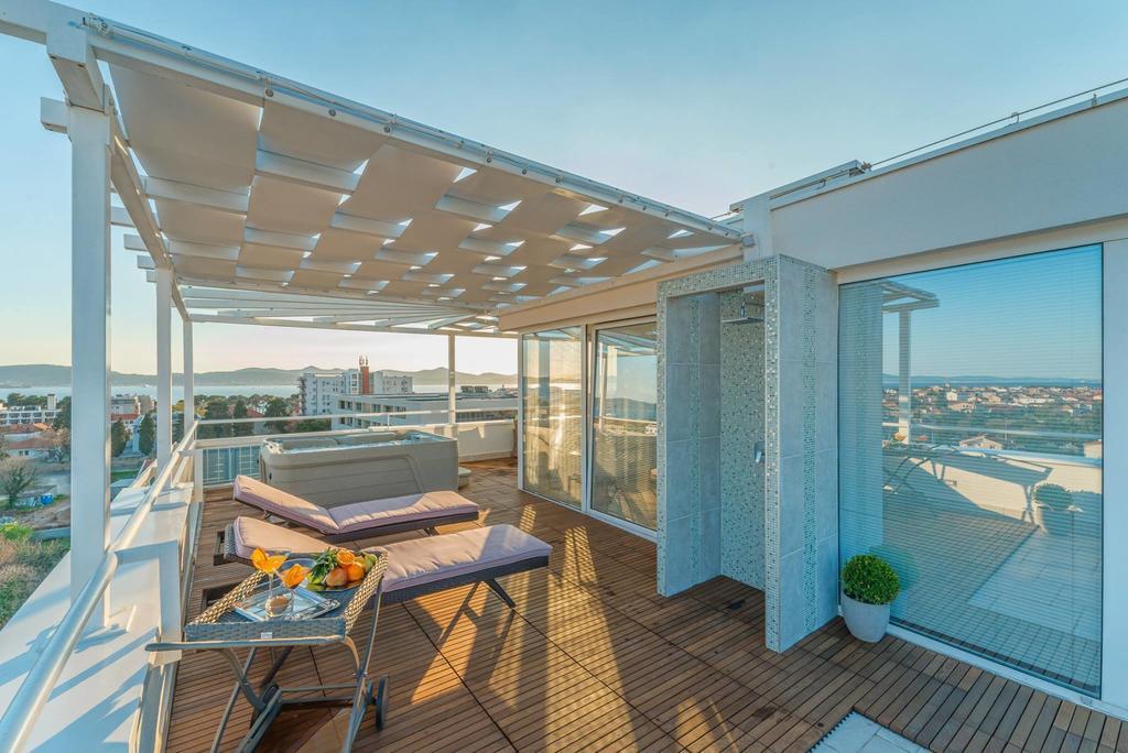 Sunset Penthouse Apartment With Jacuzzi And Seaview Zára Kültér fotó