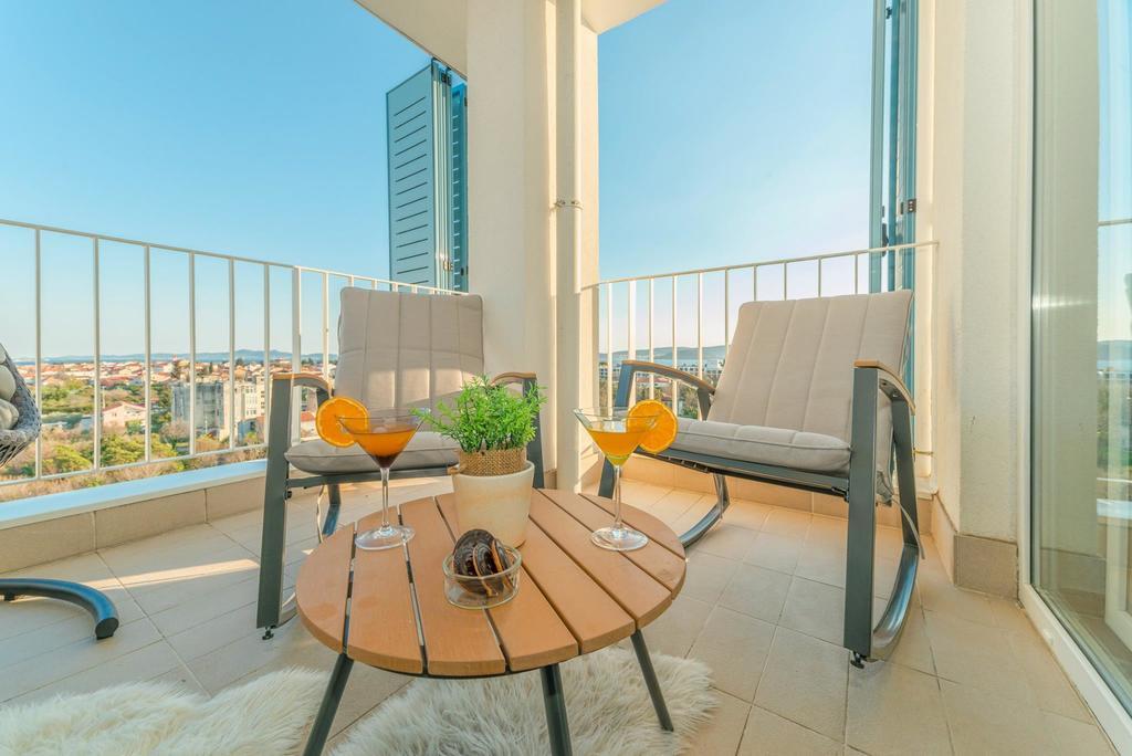 Sunset Penthouse Apartment With Jacuzzi And Seaview Zára Kültér fotó